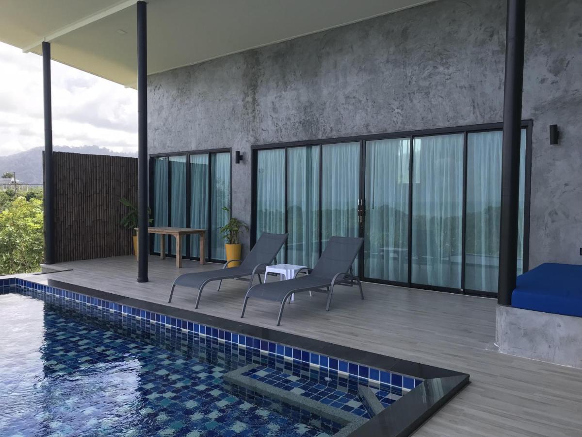 Stylish Pool Villa - 10 Mins Walk To The Beach Ko Lanta Dış mekan fotoğraf