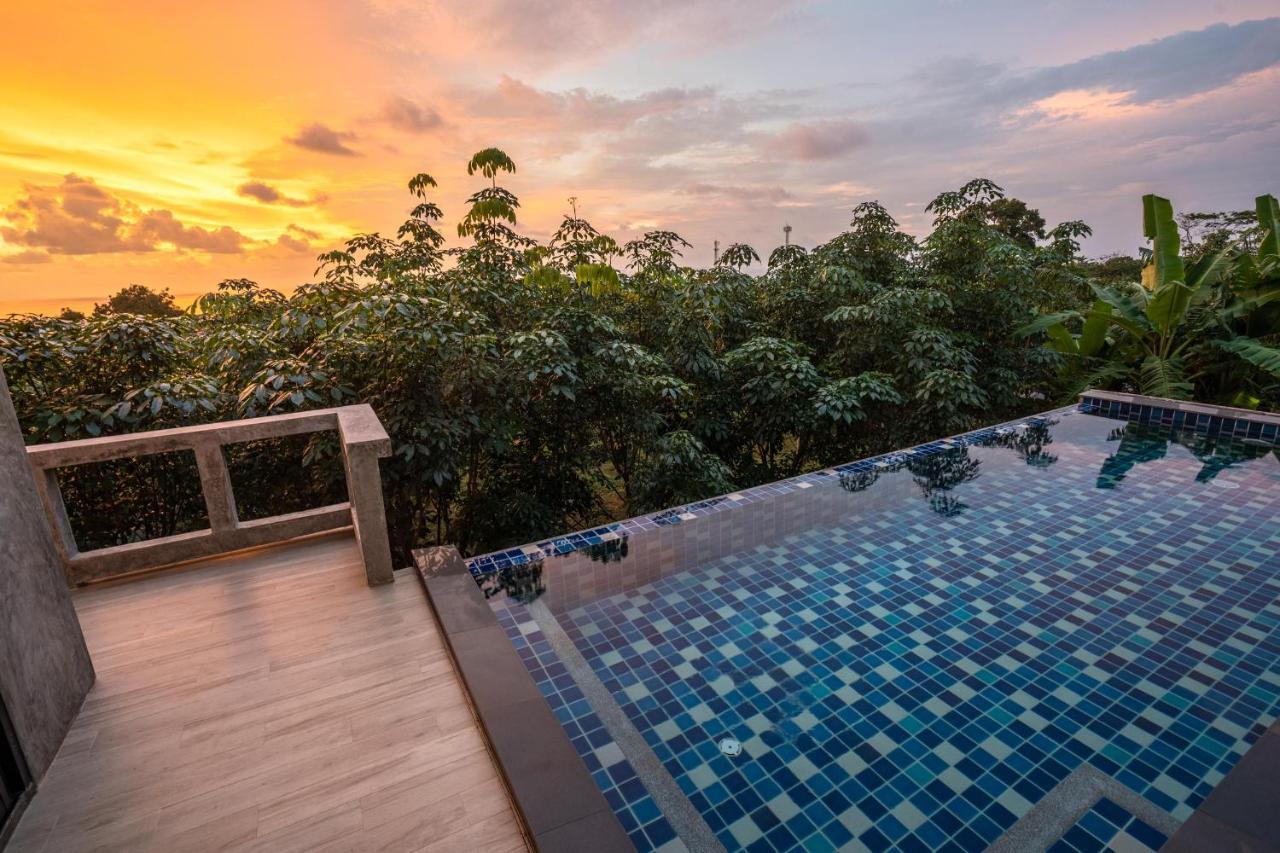 Stylish Pool Villa - 10 Mins Walk To The Beach Ko Lanta Dış mekan fotoğraf