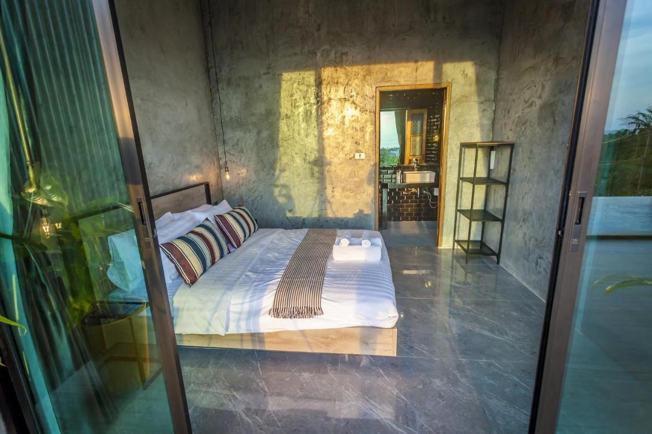 Stylish Pool Villa - 10 Mins Walk To The Beach Ko Lanta Dış mekan fotoğraf